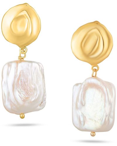 Arctic Fox & Co. Gold Pearl Drop Molten Earrings - Metallic