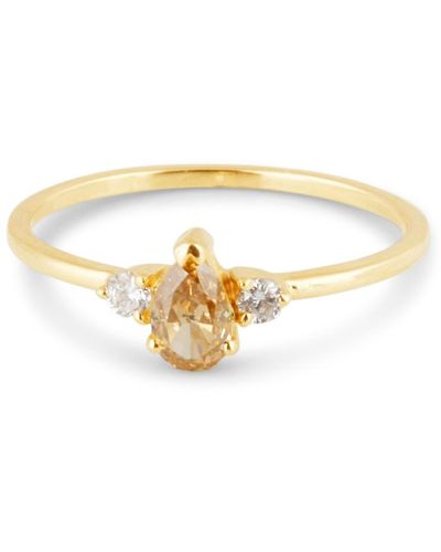 Trésor Champagne Diamond Pear Shape In Center And Diamond Ring In 18k Yellow Gold - Metallic
