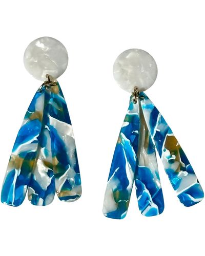 CLOSET REHAB Petal Drop Earrings In Glacier - Blue