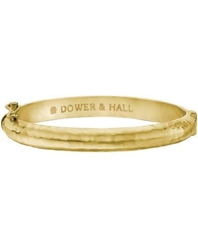 Dower & Hall 6mm Hinged Hammered Nomad Bangle In Vermeil - Yellow