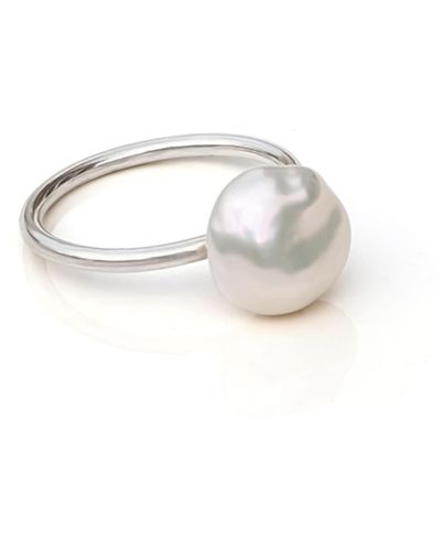 Kiri & Belle Baroque Pearl Ring - Metallic