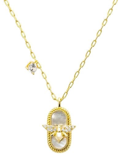 LÁTELITA London Honey Bee Mother Of Pearl Pendant Necklace Gold - Metallic