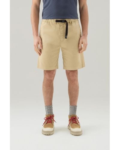 Woolrich Garment-dyed Chino Shorts In Stretch Cotton - Natural
