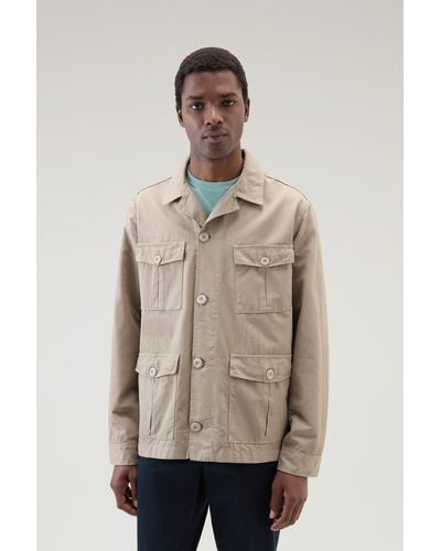 Woolrich Garment-dyed Safari Shirt Jacket In Cotton-linen Blend - Natural