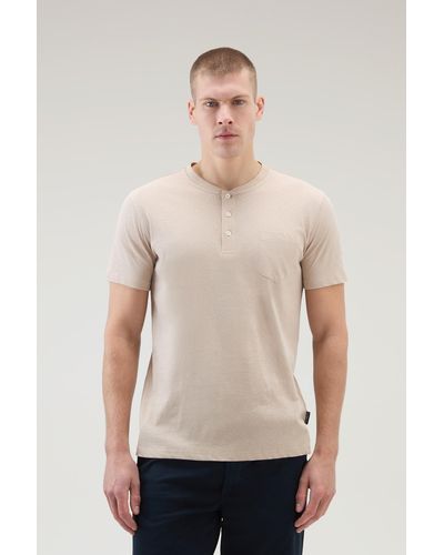 Woolrich Henley T-shirt In A Cotton-linen Blend - Natural