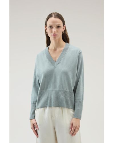 Woolrich V-neck Sweater In Cotton And Cashmere - Blue