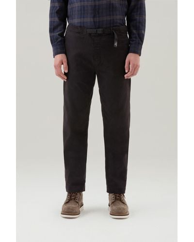 Woolrich Garment-dyed Chino Pants In Stretch Cotton Twill - Black
