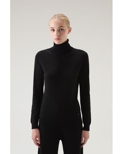 Woolrich Turtleneck Sweater In Wool Blend - Black