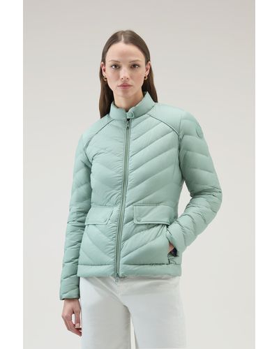 Woolrich Short Padded Jacket With Chevron Quilting - Green