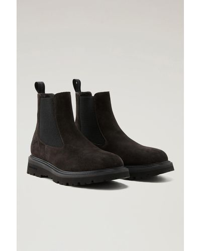 Woolrich New City Chelsea Boots In Suede - Black