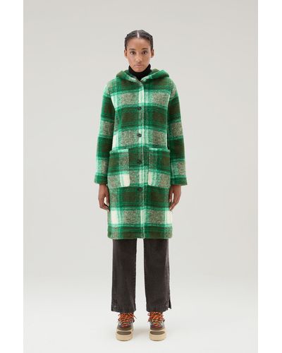 Woolrich Gentry Coat In Wool Blend With Hood Green