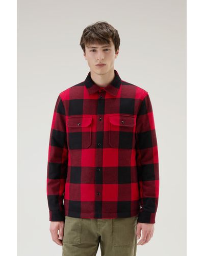 Woolrich Alaskan Padded Check Overshirt In Recycled Italian Wool Blend - Red