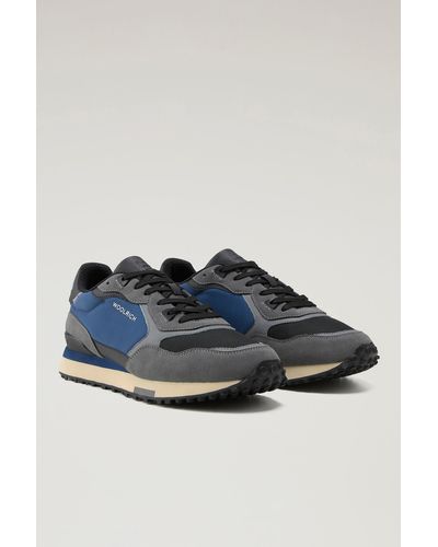 Woolrich Suède Retro Sneakers Met Nylondetails Grey - Blauw