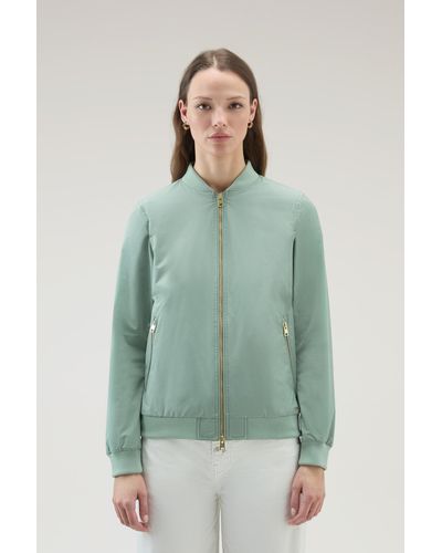 Woolrich Charlotte Bomber In Urban Touch - Green