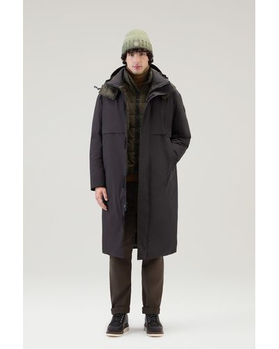 Woolrich Long Coat In Stretch Nylon With Detachable Hood - Black