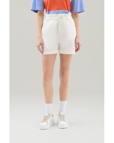 Woolrich Bermuda Shorts In High-waisted Stretch Cotton Twill - White