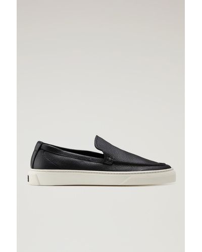 Woolrich Slip-on Loafers In Leather - Black