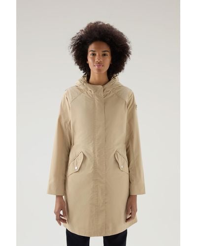 Woolrich Long Summer Parka In Urban Touch Fabric With Hood Green - Natural