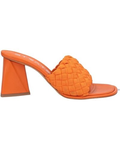 Strategia Sandals - Orange