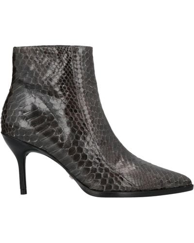 Free Lance Ankle Boots - Black