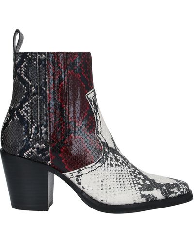 Steve Madden Ankle Boots - Red