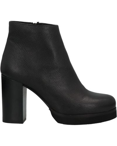 The Seller Ankle Boots - Black