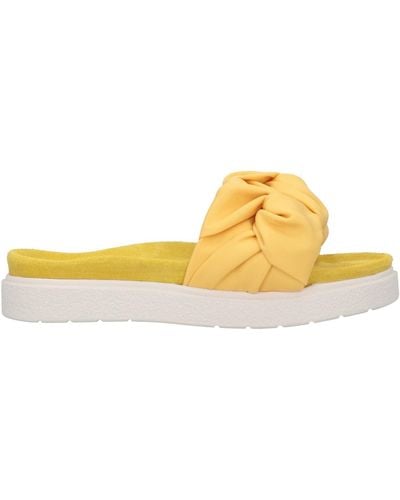 Inuikii Sandals - Yellow