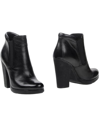 Prada Linea Rossa Ankle Boots Soft Leather - Black