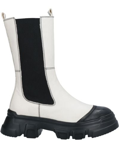 Elvio Zanon Ankle Boots - White