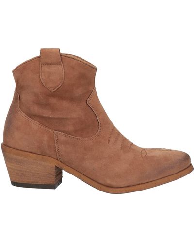 JE T'AIME Ankle Boots - Brown