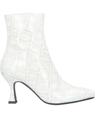 Marian Ankle Boots - White