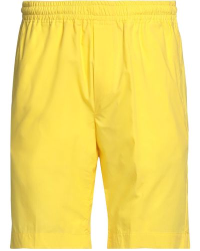 Entre Amis Shorts & Bermuda Shorts - Yellow