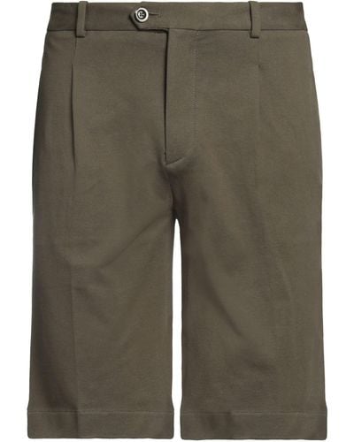 Circolo 1901 Shorts & Bermuda Shorts - Green