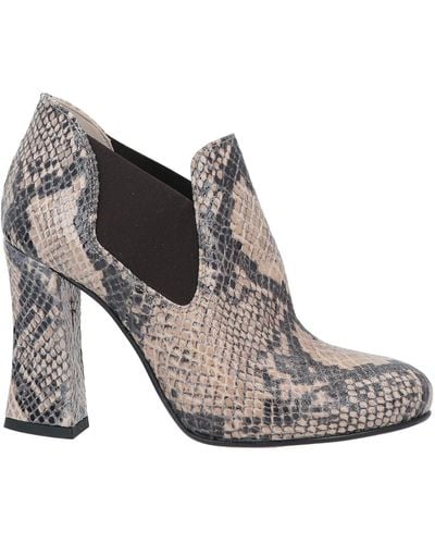 Sgn Giancarlo Paoli Ankle Boots - Natural
