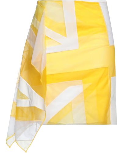Yellow Burberry Clothing for Women | Lyst