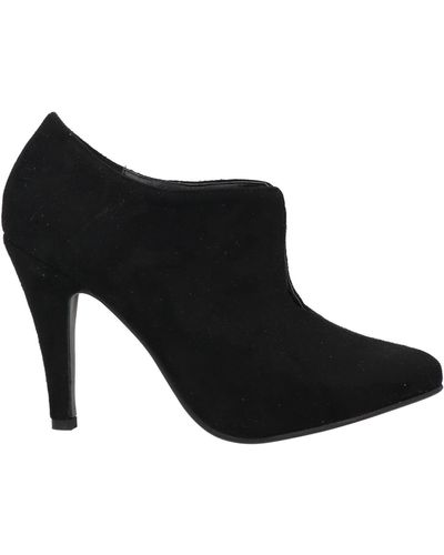 Sexy Woman Ankle Boots - Black