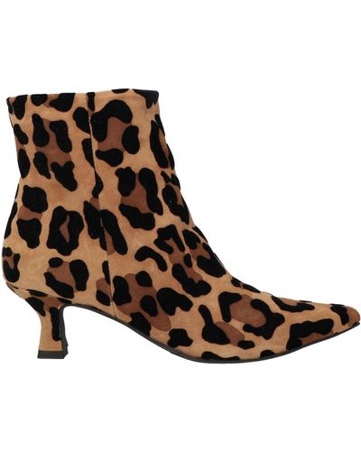 Carmens Ankle Boots - Brown