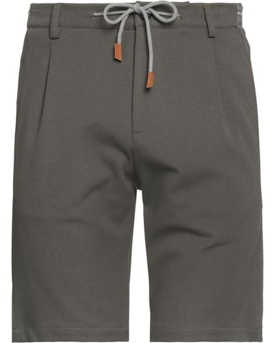 Eleventy Shorts & Bermuda Shorts - Grey