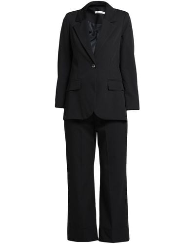 Biancoghiaccio Suit - Black