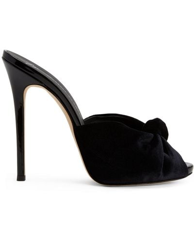 Giuseppe Zanotti Sandales Bridget en velours - Noir