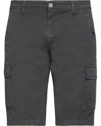 Squad² Shorts & Bermuda Shorts - Grey