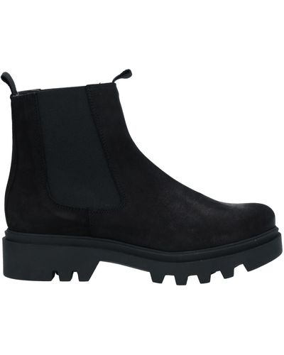 Kanna Ankle Boots - Black