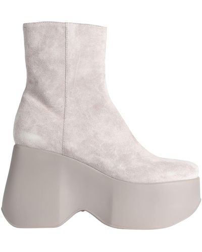Vic Matié Ankle Boots - White