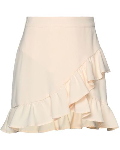 Soallure Mini Skirt - White