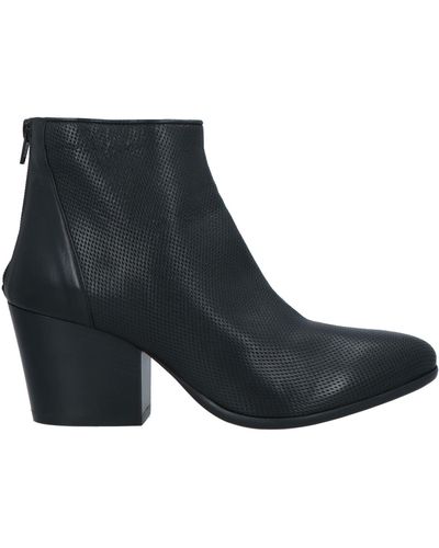Nenette Ankle Boots - Black