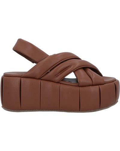 THEMOIRÈ Sandals - Brown