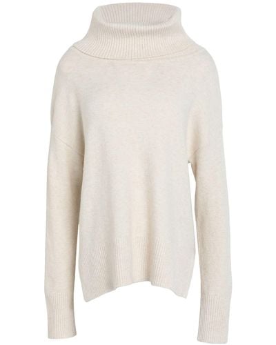 Vero Moda Turtleneck - White