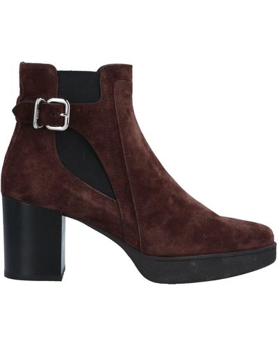 Tod's Buckle Detail Heeled Suede Ankle Boots - Brown