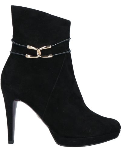 Tamaris Ankle Boots - Black