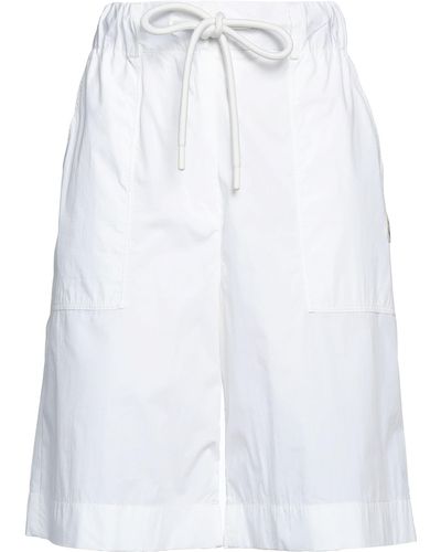 Moncler Shorts E Bermuda - Bianco